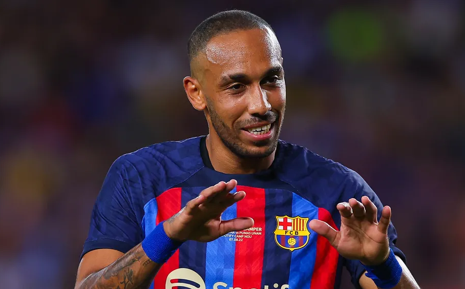 E kërkon Chelsea, Xavi vendos për të ardhmen e Aubameyang