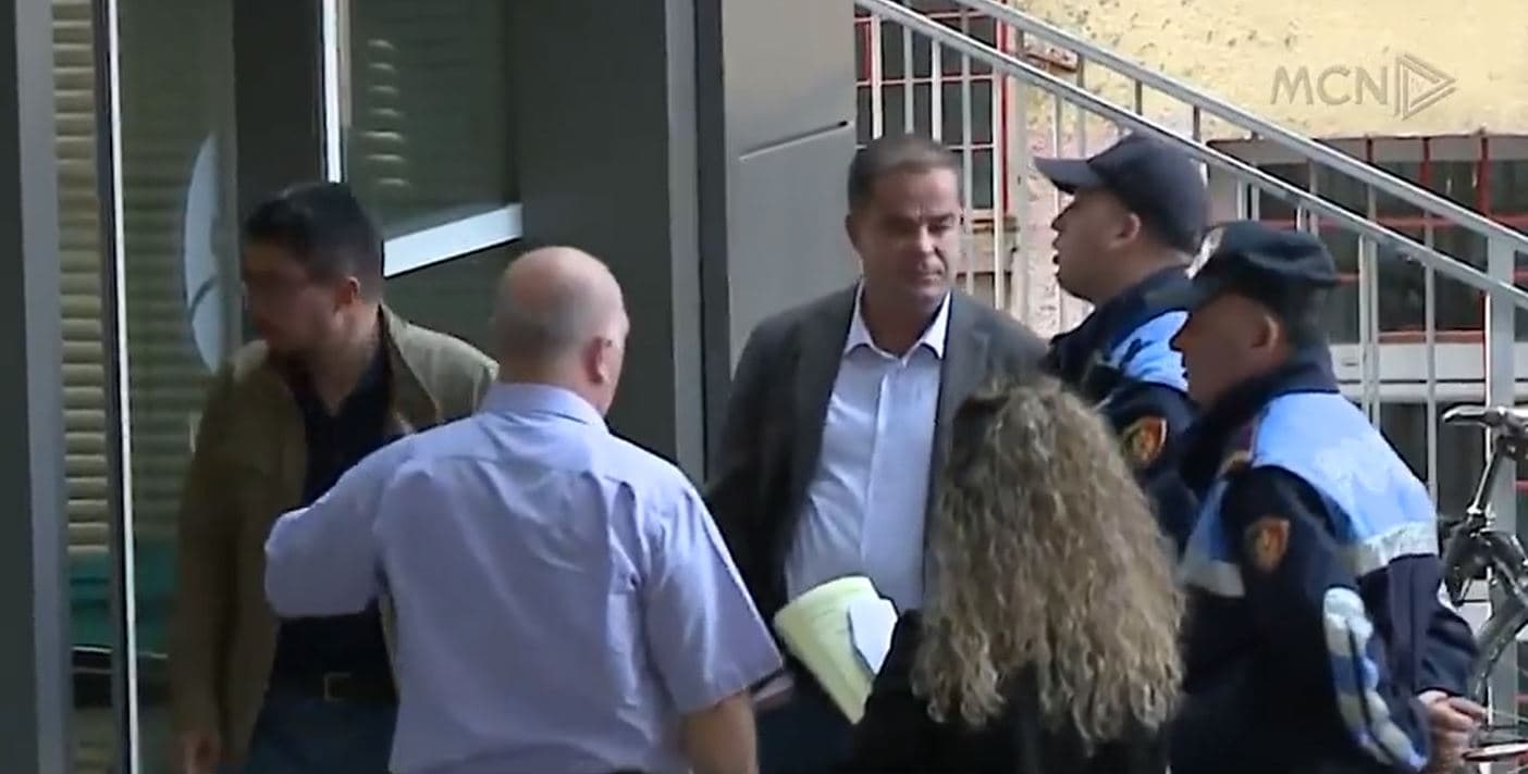 Zhduket Ervis Martinaj (VIDEO)