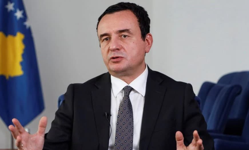 Kurti: S’duhet të ketë ndalim të shamisë në jetën publike të Kosovës