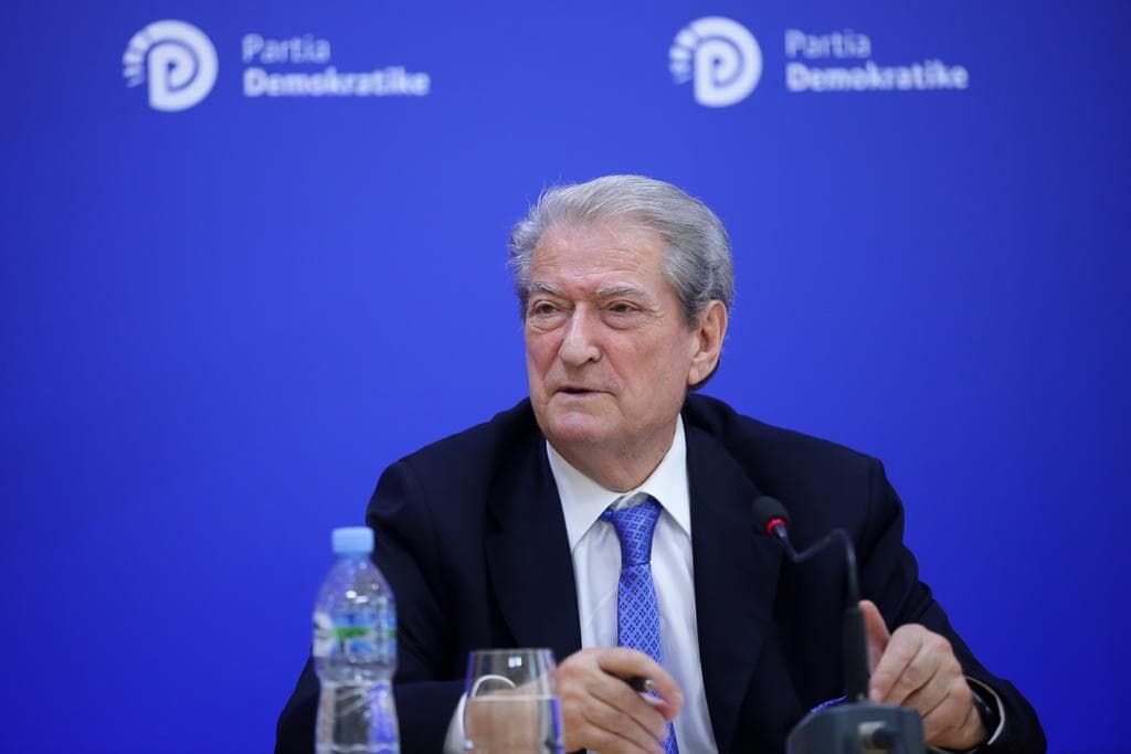 Nga referendumet te qeveria teknike, Berisha tregon se çfarë pret të ndodhë në shtator (VIDEO)