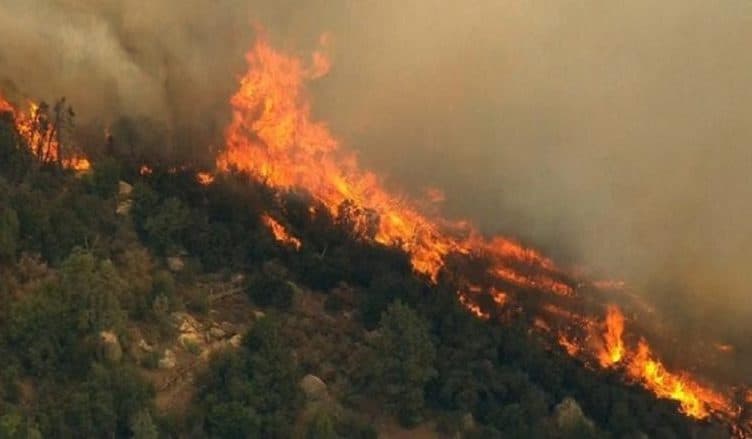 Situata e zjarreve/ 25 vatra në 24 orët e fundit, tre mbeten aktive