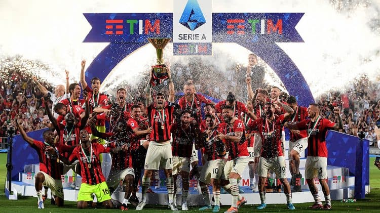 Rikthehet Serie A, kampionët e Milanit ngrenë siparin