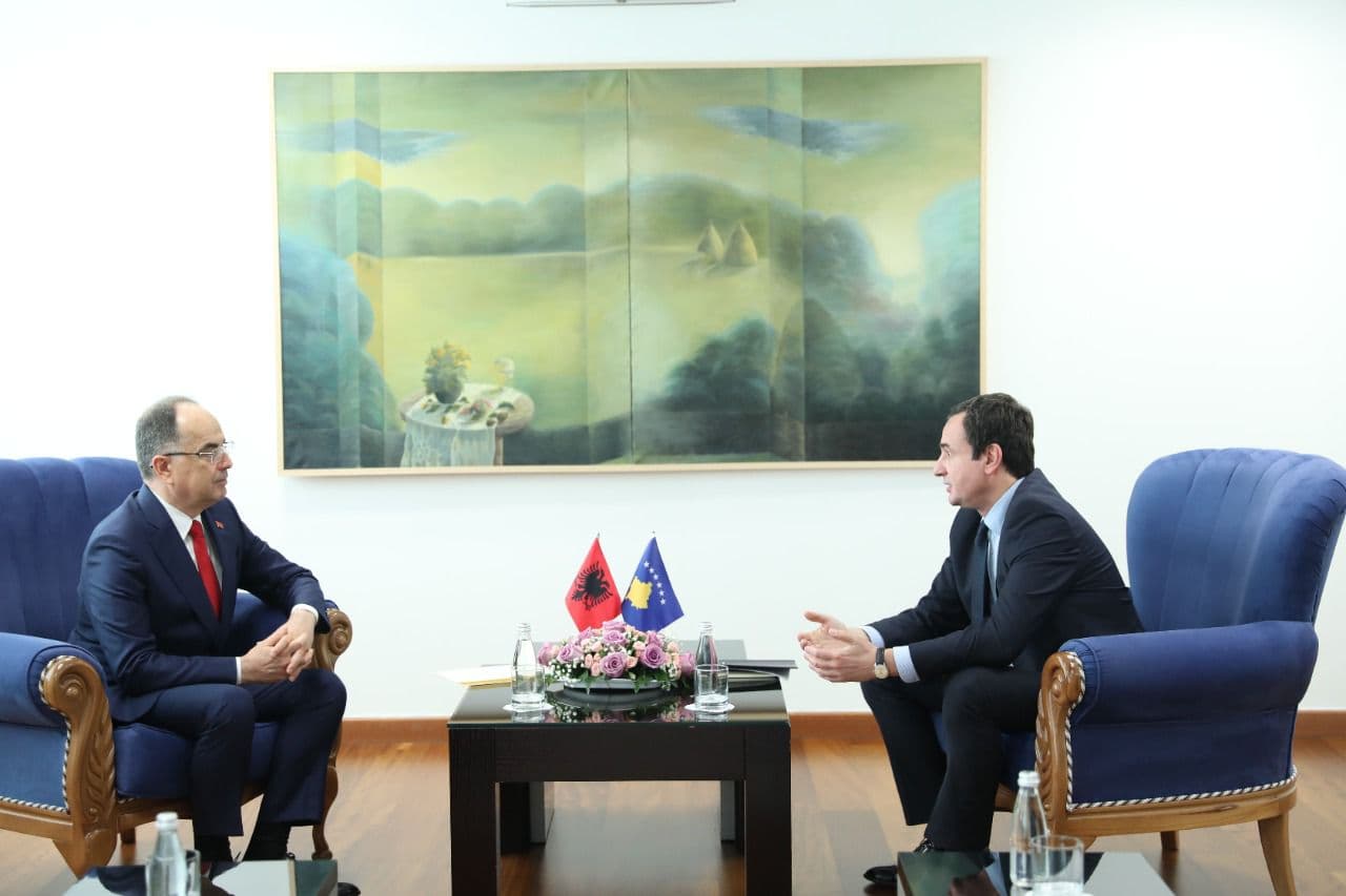 Begaj takon Kurtin dhe Konjufcën: Kosova do të gjejë tek Presidenti një mbështetës besnik