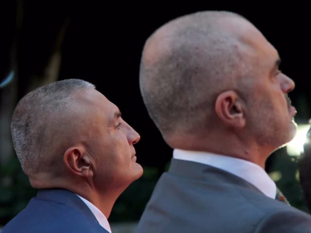 Meta ndan pamjet me thirrjet “Rama ik”: Largim pa kthim armikut të kombit (VIDEO)