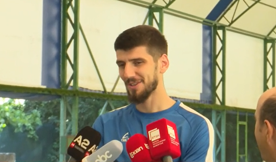 Bekaj: Do qëndroj te Tirana, kemi lojtarë që mund të zëvendësojnë Seferin