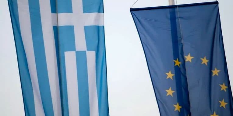 Greqia lë zyrtarisht “mbikëqyrjen e zgjeruar” të Komisionit Evropian