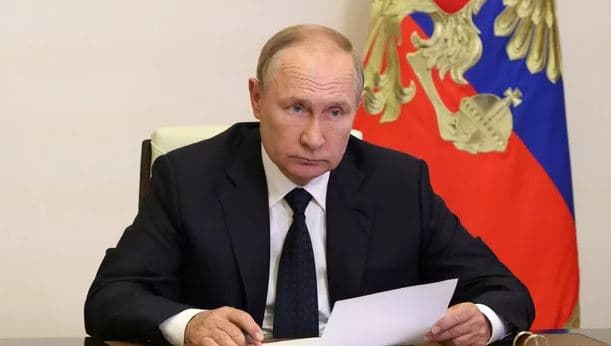 Vladimir Putin nënshkruan dekretin për zgjerimin e ushtrisë ruse