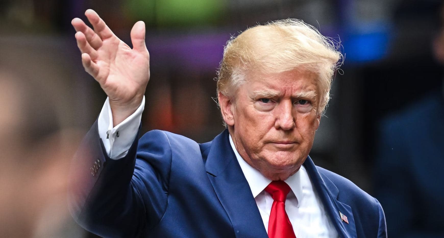 Publikohet urdhri që lejoi FBI-në të kontrollonte rezidencën e Trump, u gjetën edhe dokumente “top sekrete”