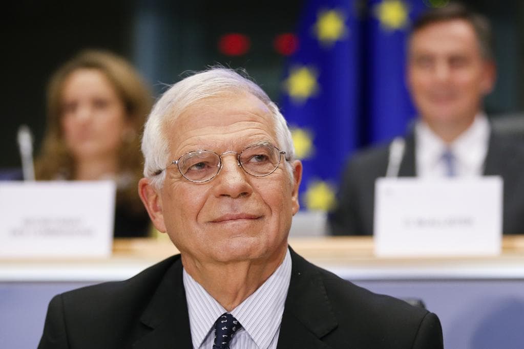 Borrell: Pres konstruktivitet nga Kurti e Vuçiç edhe për targat