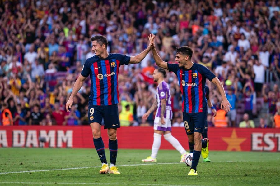 Barcelona dhuron spektakël, Lewandowski shkëlqen me dopietë (VIDEO)