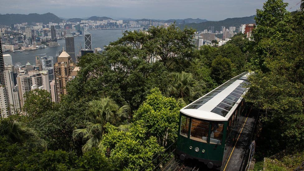 Rihapet për turistët pas 14 muajsh mbyllje, tramvaji Peak i Hong Kongut