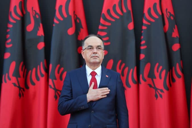 Sesioni i ri, Begaj-deputetëve: Vendi ka nevojë për dialog politik, mbështesni reformat integruese