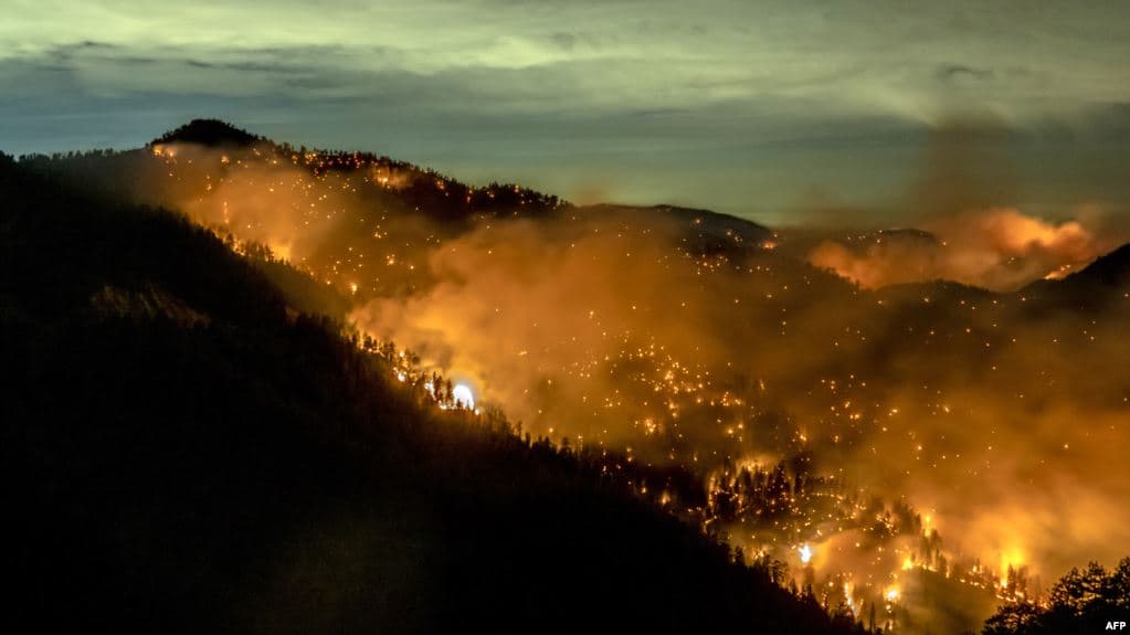 Zjarret në Kaliforni, u marrin jetën dy personave