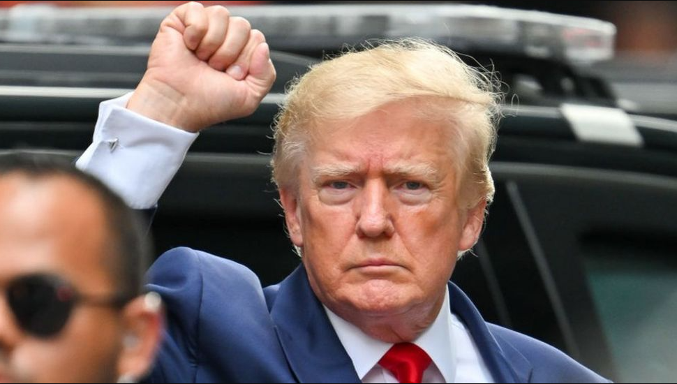 Kontrollet në shtëpinë e Trump, FBI  gjeti dokumente sekrete për mbrojtjen bërthamore të një vendi të huaj