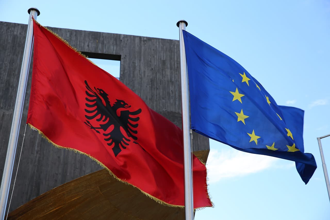 Sulmi kibernetik nga Irani, reagon BE: Jemi krah Shqipërisë!