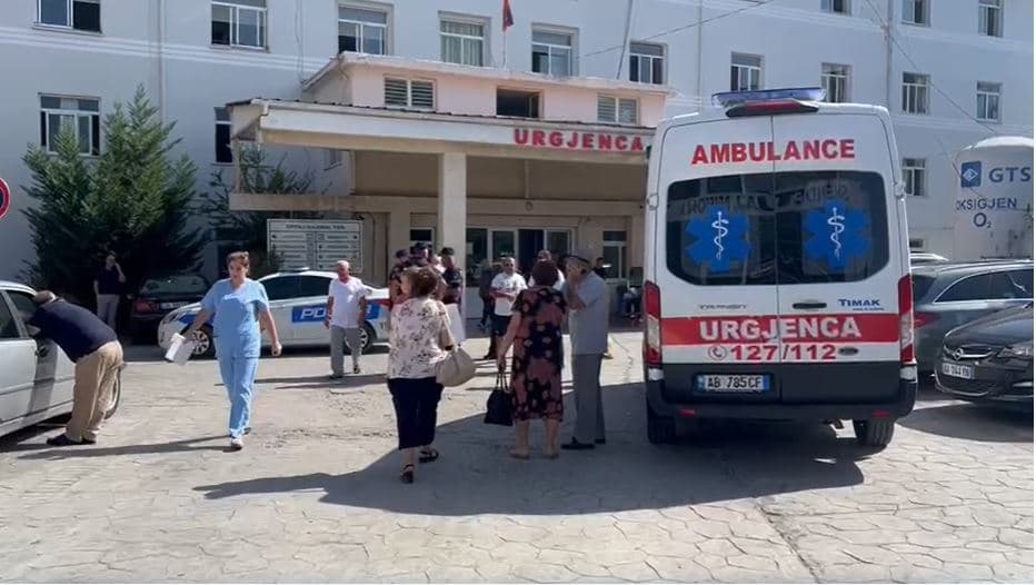 9 punonjëse të një fabrike ullinjsh në Fier, përfundojnë në spital me shenja helmimi