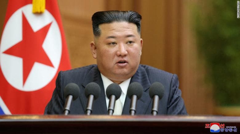 Koreja e Veriut e deklaron veten shtet me armë bërthamore, Kim Jong Un: Vendim i pakthyeshëm 