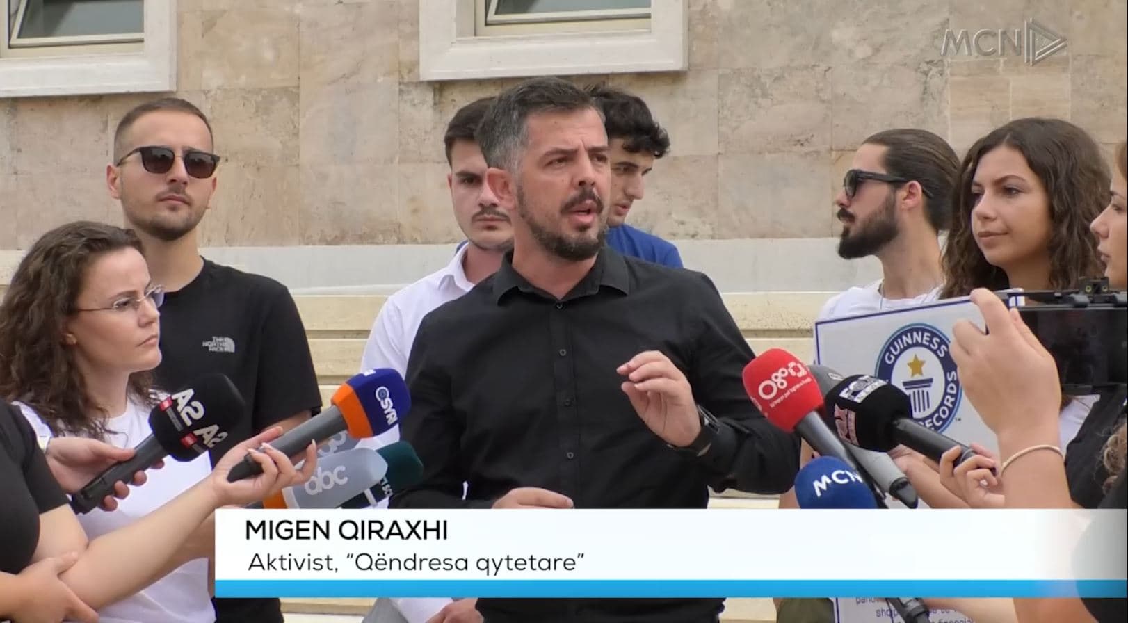 Studentët jashtë paketës së rezistencës. Kërkojnë ndihmë nga qeveria për kostot e larta (VIDEO)