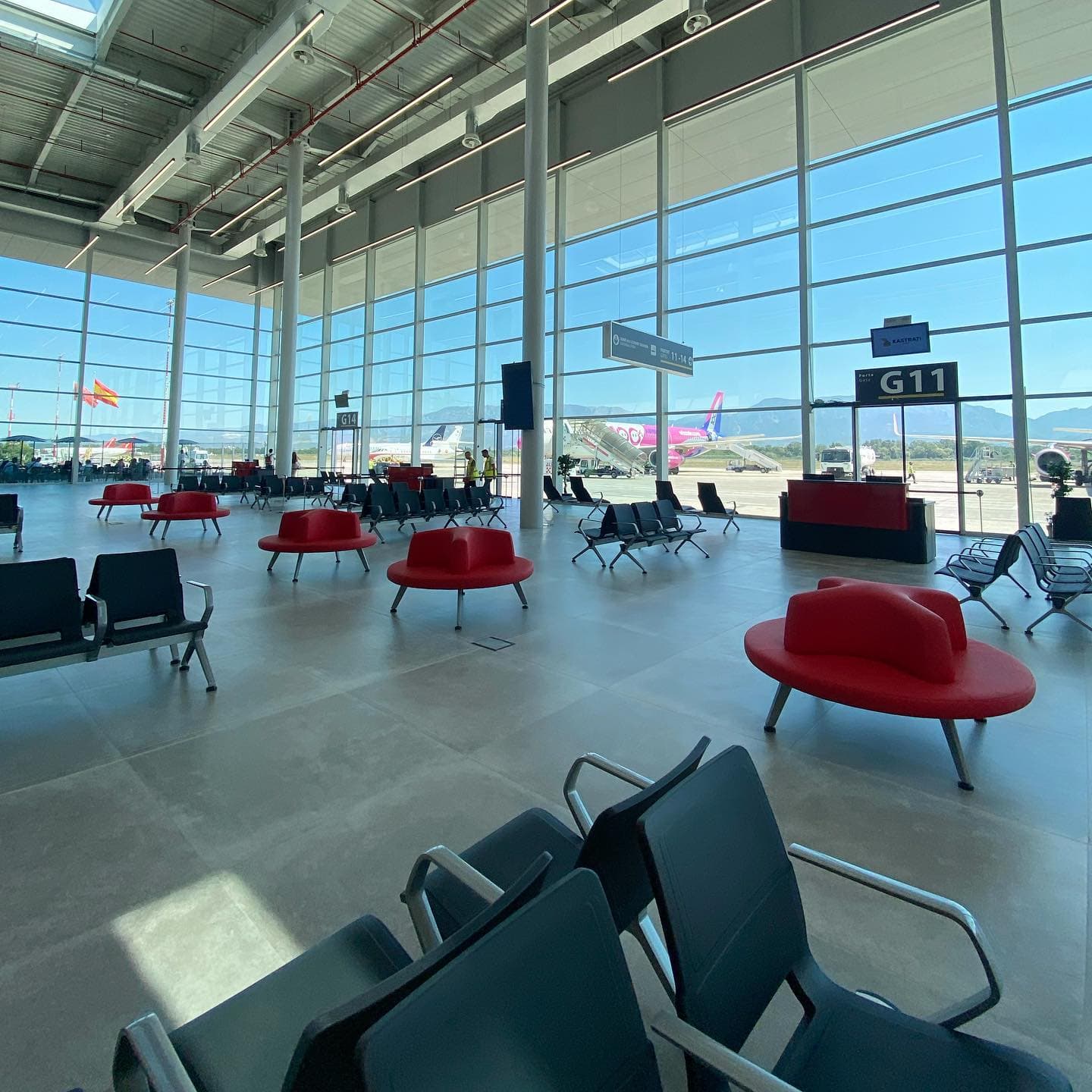Sulmi kibernetik, aeroporti “Nënë Tereza”: Fluturimet vazhdojnë