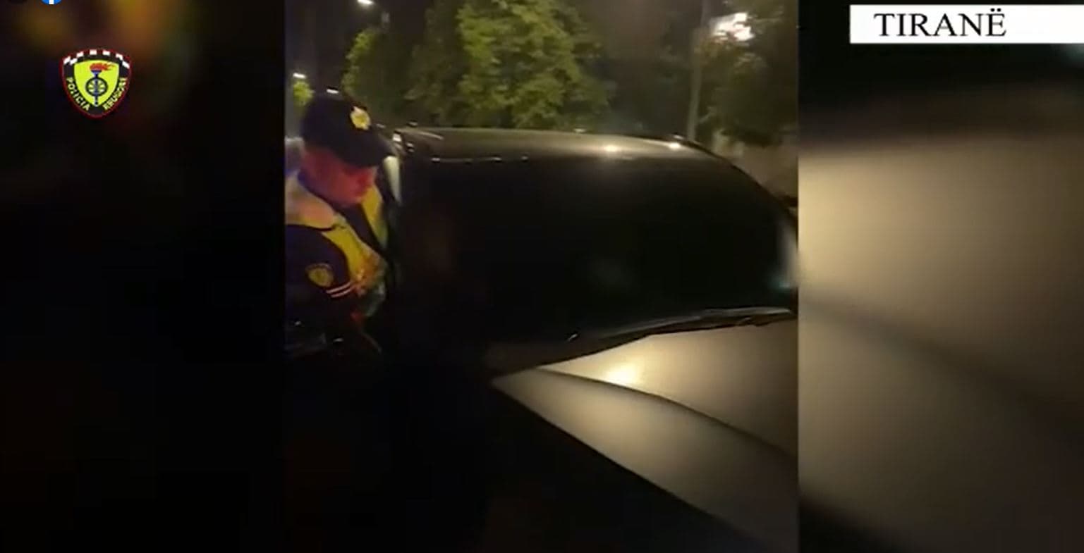 Manovra të rrezikshme dhe parakalime të gabuara në rrugë, ndëshkohen mbi 2  mijë shoferë