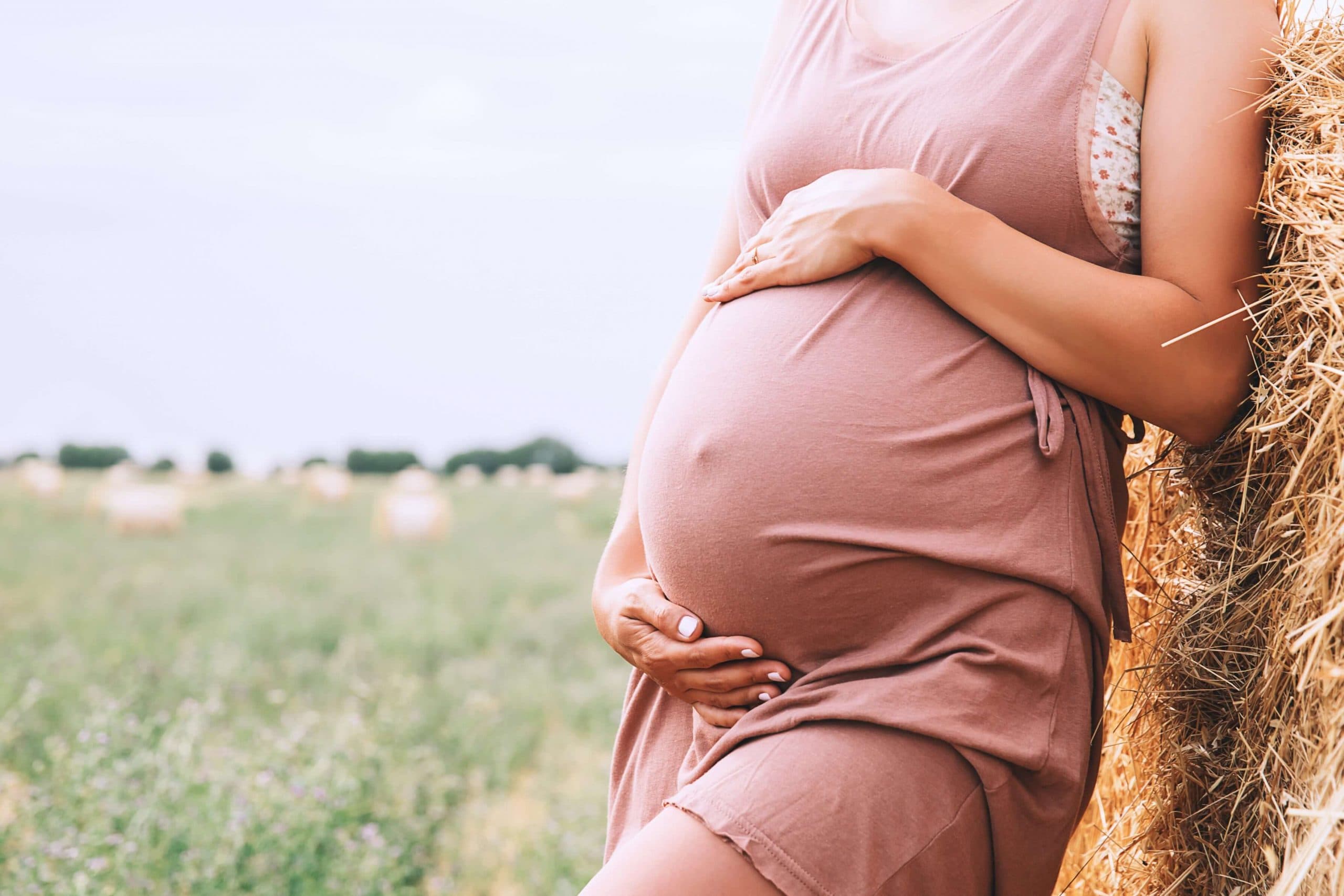Hungaria dekreton rregulla më të ashpra për abortin