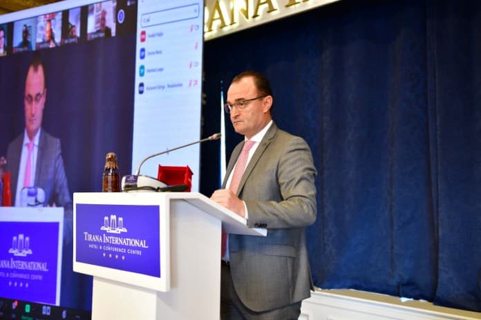 Lekaj: Më e keqja e krizës ekonomike, nuk ka nisur! Është vetëm fillimi i një “supercikli”