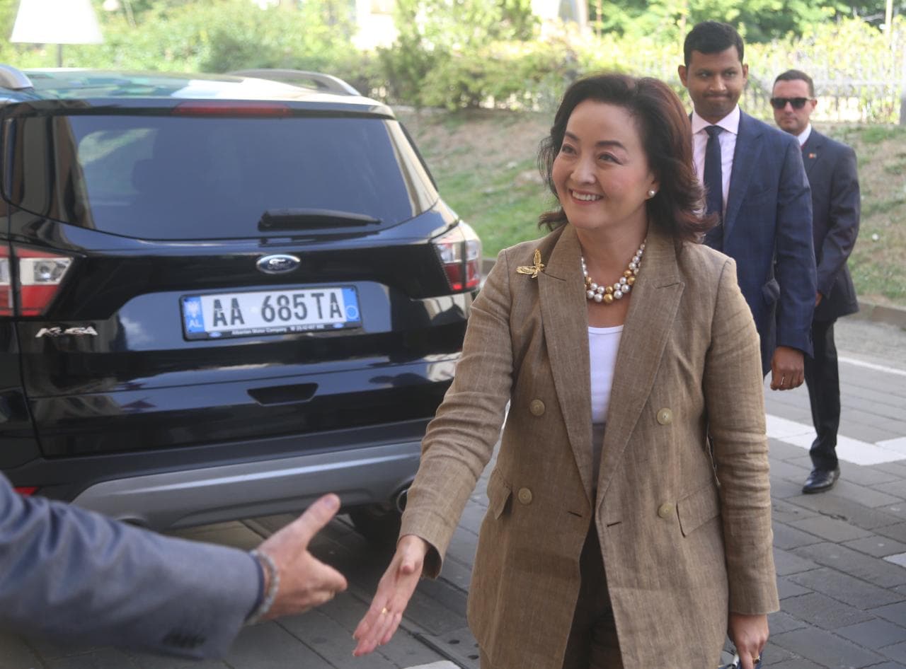 Financimi i subjekteve politike/ Yuri Kim takon Celibashin dhe përfaqësuesit e partive (VIDEO)