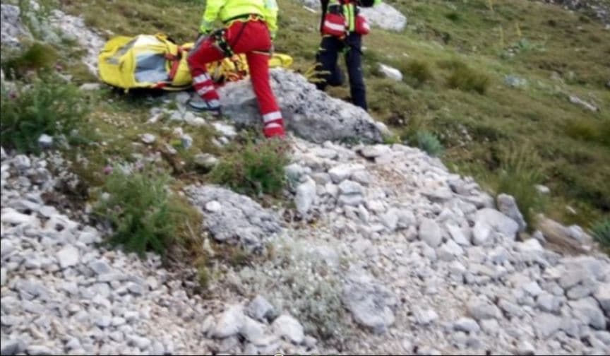 15-vjeçari bie nga një zonë e thepisur në Mat, humb jetën