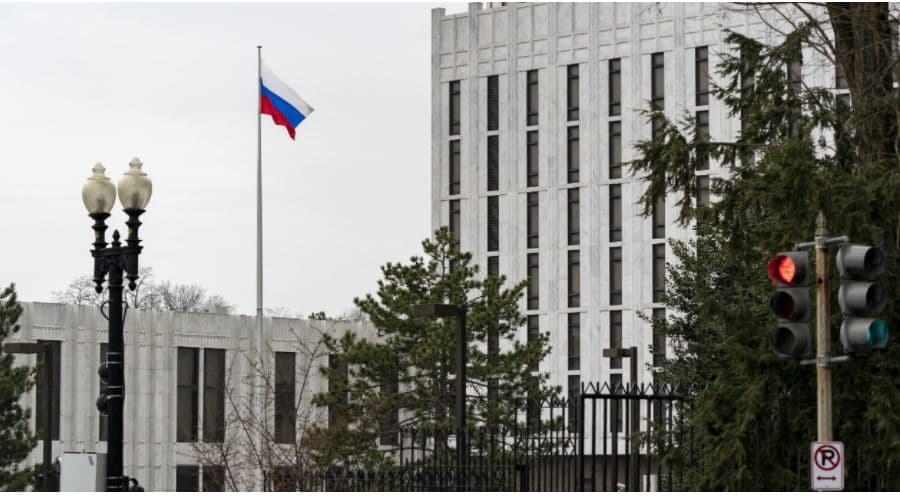 Ambasada ruse në Uashington: SHBA-të duhet të shqetësohen për transparencën e zgjedhjeve të tyre