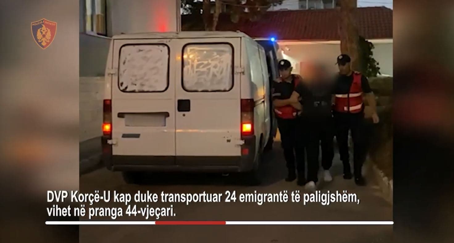 U kap duke transportuar 24 emigrantë të paligjshëm, arrestohet 44-vjeçari në Korçë