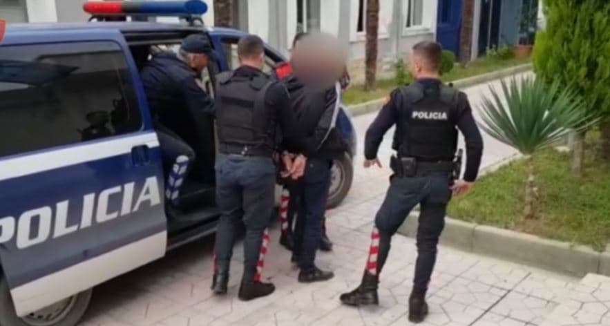 Në kërkim nga Italia për tentativë vrasje, grabitje e armë, arrestohet me qëllim ekstradimi 56-vjeçari në Elbasan