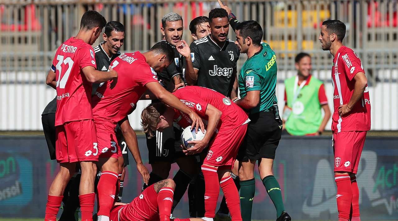 Juventusi në krizë, Monza shijon fitoren e parë në kampionat ndaj bardhezinjve