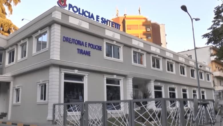Bënin zhurmë dhe nuk iu bindën urdhrit të policisë, arrestohen 6 të rinj në Tiranë