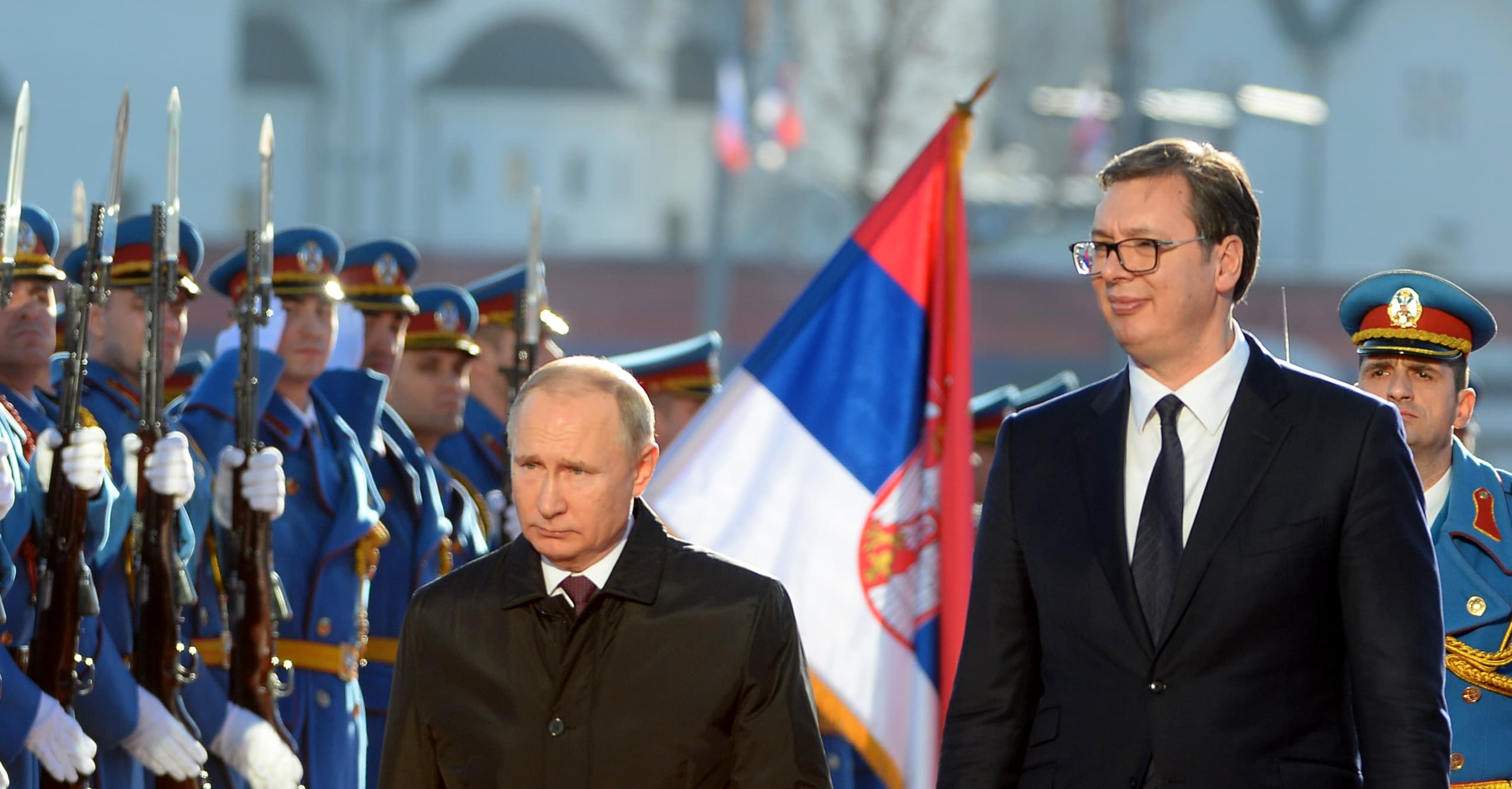 Moska do të thellojë bashkëpunimin me Beogradin/ Putin: Flas rregullisht me Vuçiçin