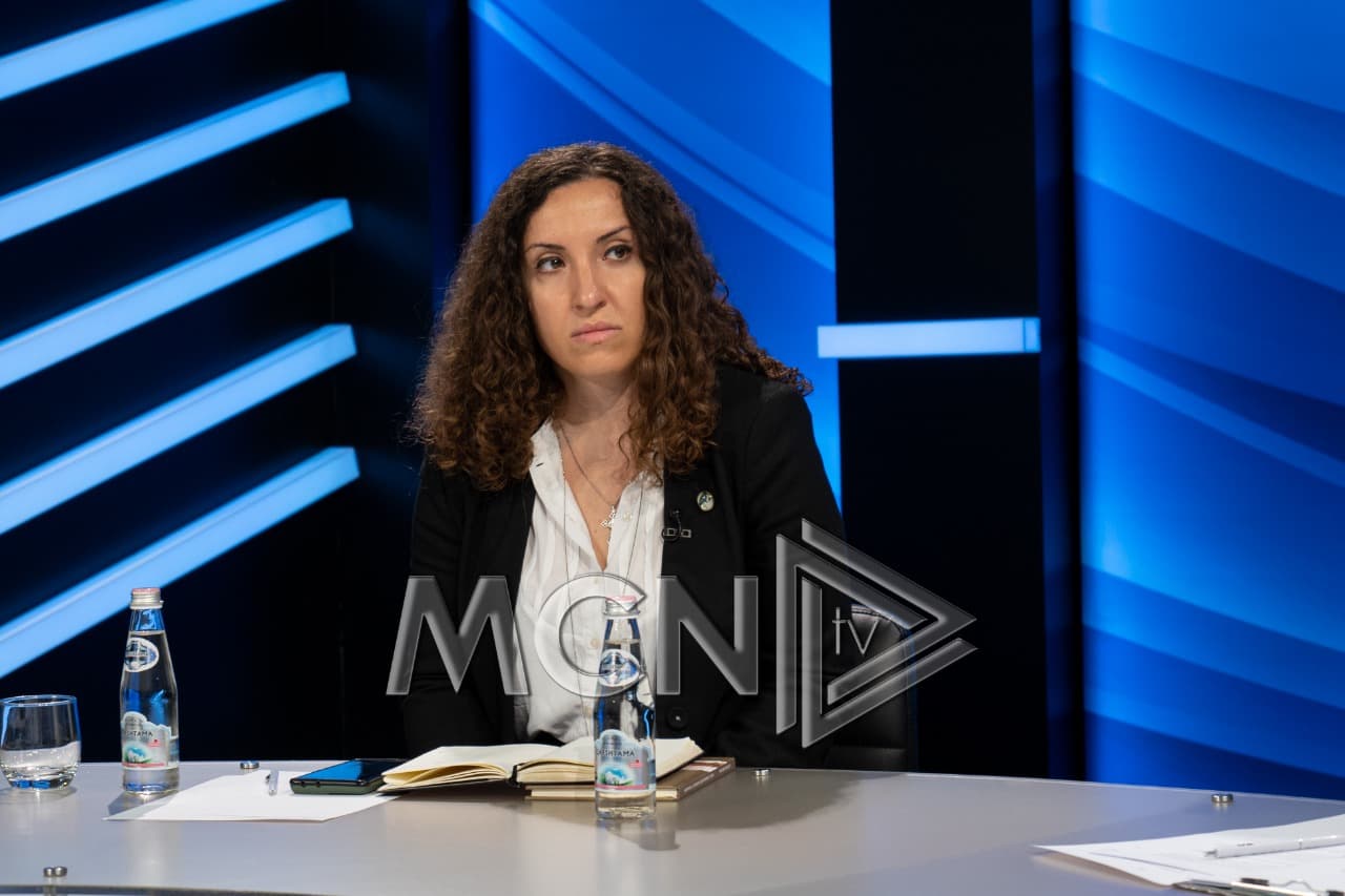 Produktet “Wudy” me bakter, drejtoresha e AKU: Rrezik serioz për shëndetin, të kthehen mbrapsht