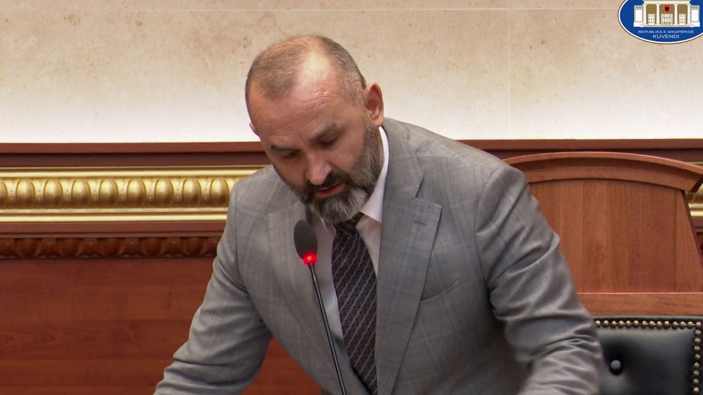 "E mendoni politikën me orare gjumi", Manja-Tabakut: Është krahu juaj që pengon SPAK-un