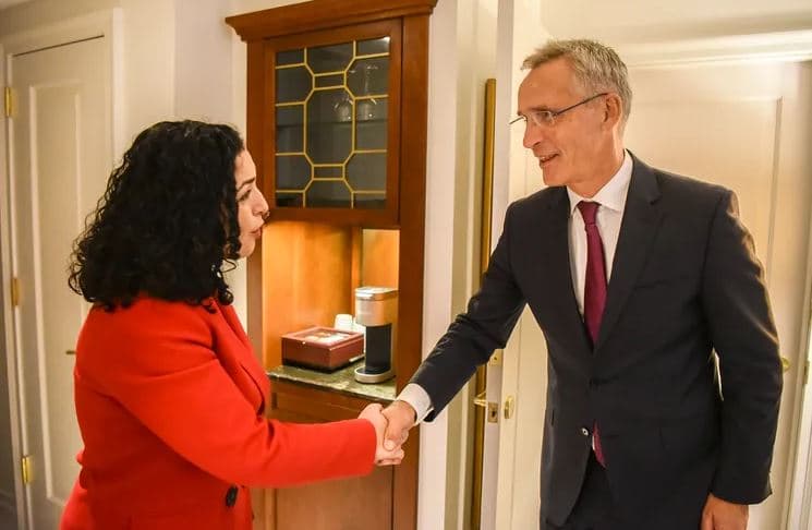 Osmani-Stoltenbergut: Anëtarësimi në NATO qëllim strategjik i Kosovës
