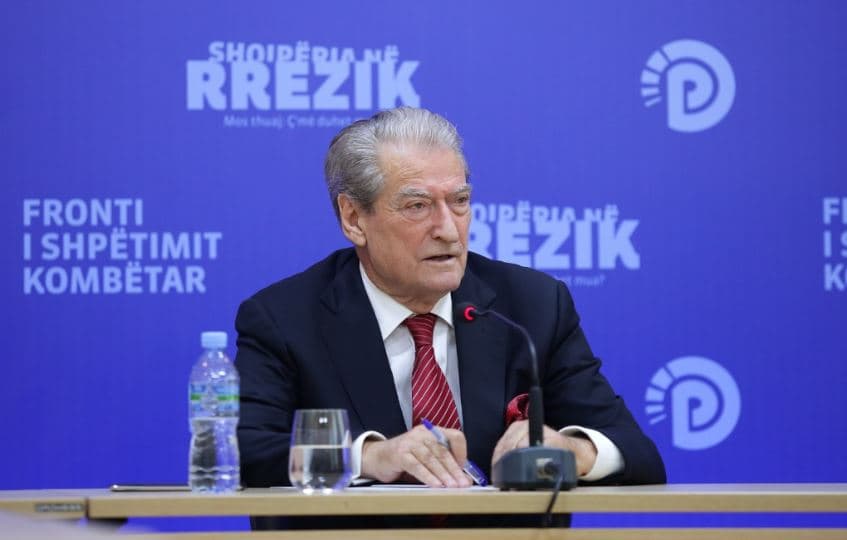 Sulmet kibernetike/ Berisha: U përfshinë hakera të qeverisë, hakera rusë dhe serbë