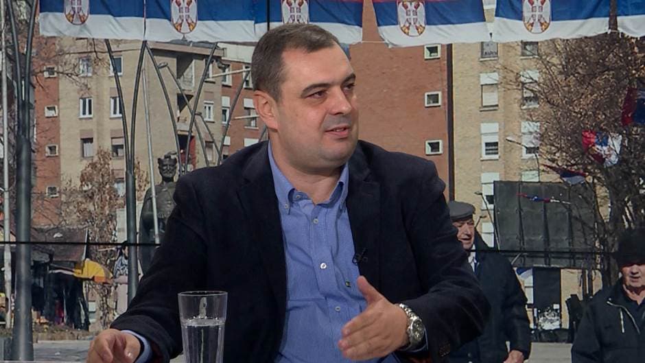 Albin Kurti emëron si këshilltar politikanin serb, Petar Miletiç