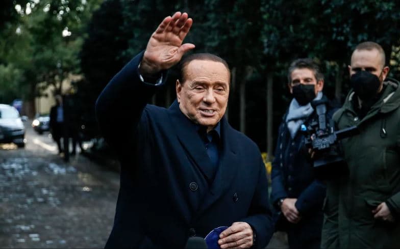 Berlusconi: Putin e pushoi Ukrainën për të vënë në krye të saj njerëz të mirë 