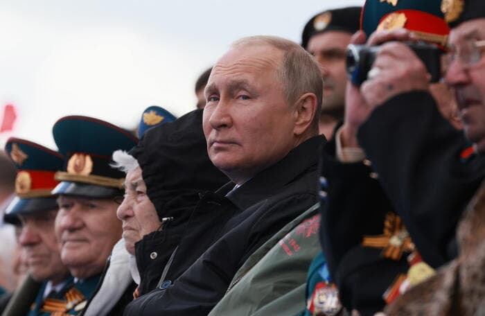 Putin ndryshon ligjin: Dënime më të ashpra për ata që dorëzohen ose dezertojnë