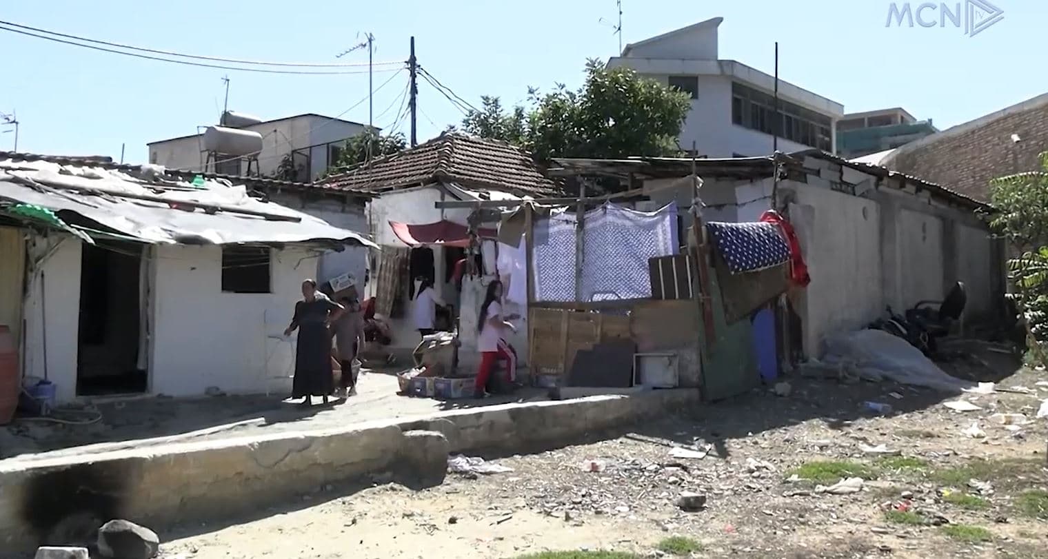 Komuniteti rom në kushte të mjerueshme (VIDEO)