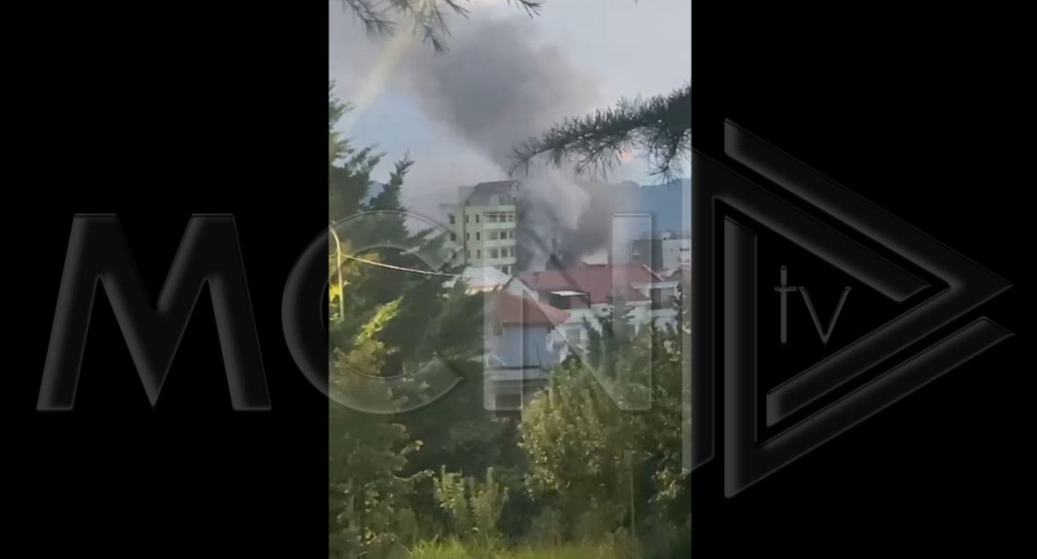 Zjarr në Qytetin Studenti, shtëllunga tymi mbulojnë zonën (VIDEO)