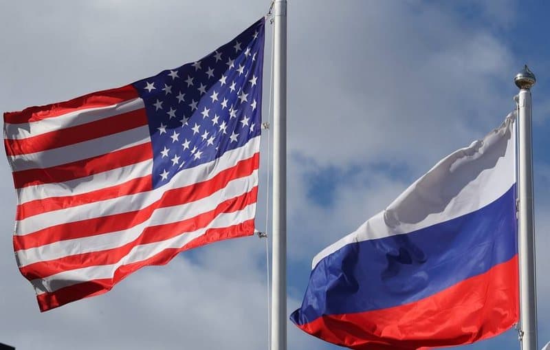Ambasada e SHBA-së në Moskë: Amerikanët  të largohen menjëherë nga Rusia