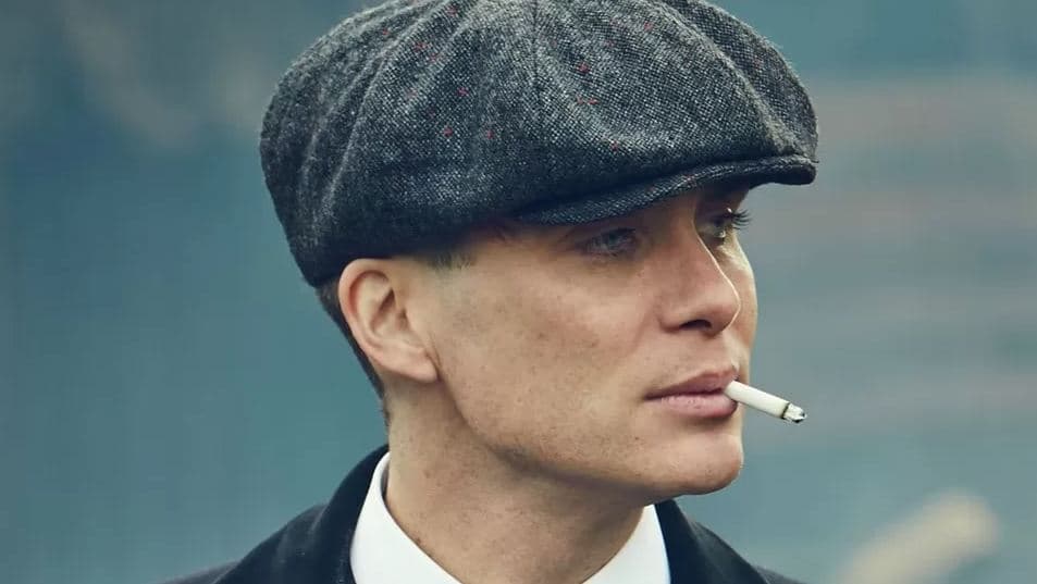 Regjisori Steven Knight thotë se “Peaky Blinders” do ketë seri të reja