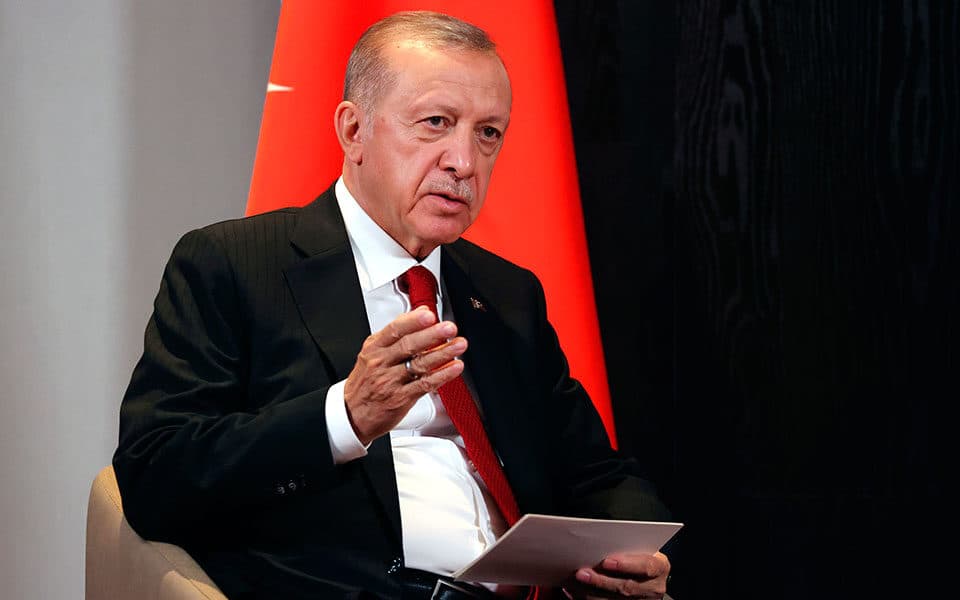 Mes tensioneve me Greqinë, Erdogan rrit praninë ushtarake në Qipron veriore