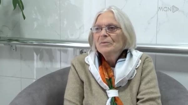 Infermieria rrëfen si përfundoi në azil në Shkodër, Prenda Biba e braktisur edhe nga djali i saj (VIDEO)