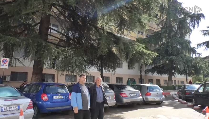 Sorollatje prej muajsh për një vizitë mjekësore, pacientët ankohen për kohën e pritjes në spitalet shtetërore (VIDEO)