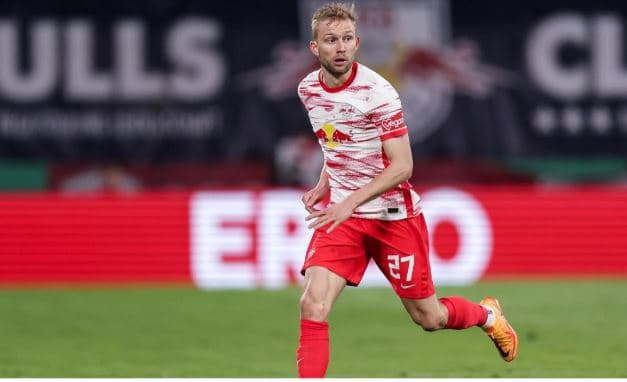 Bayern Munich mendon për sezonin tjetër, sigurohet firma me lojtarin rival