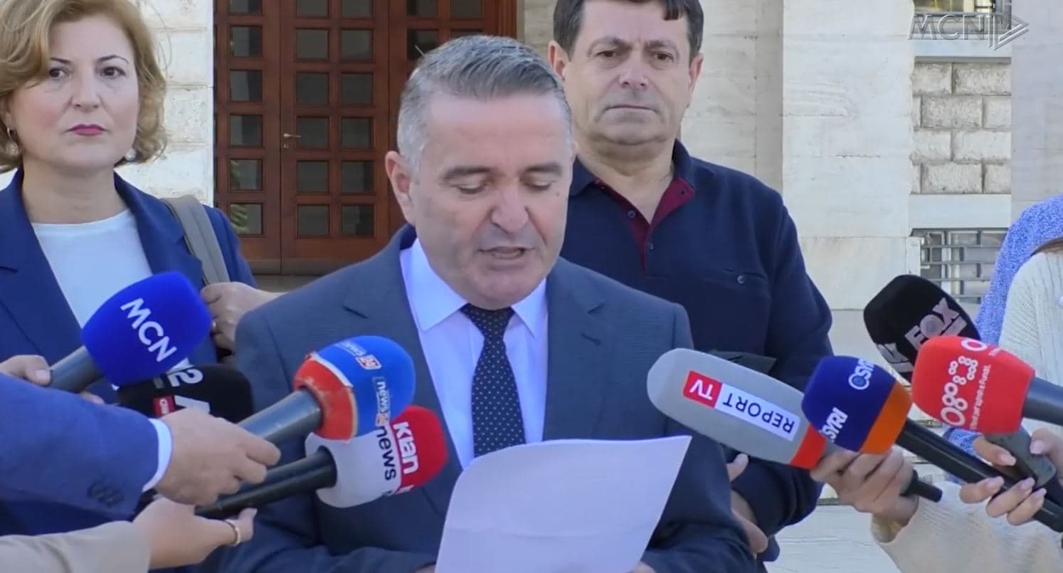 Pedagogët, thirrje kolegëve për protestë/ Kovaçi: Kemi pasur presione për të ndaluar tubimet (VIDEO)